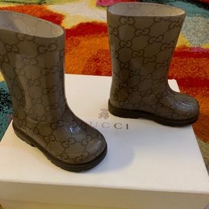 Toddler rain boots